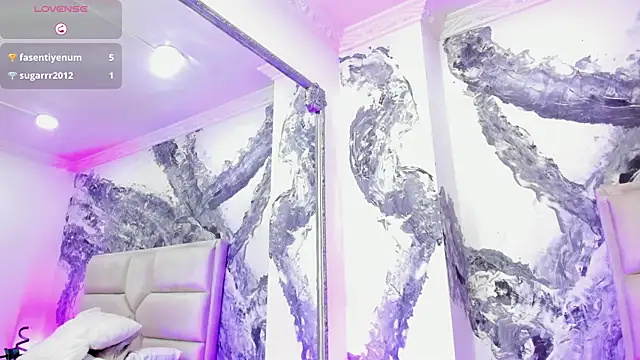 AuroraRojas online show from March 12, 2025, 1:47 am