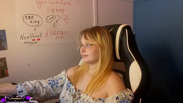 JacyWinslat online show from February 23, 2025, 10:31 pm