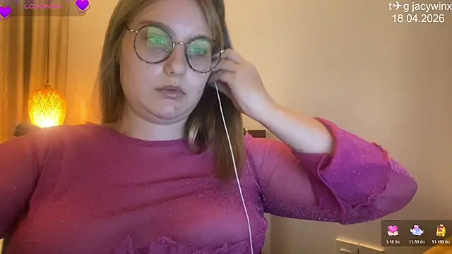 Snapshot of JacyWinslat chatting on April 18, 2026, 5:04 pm JacyWinslat online show from April 18, 2026, 5:04 pm