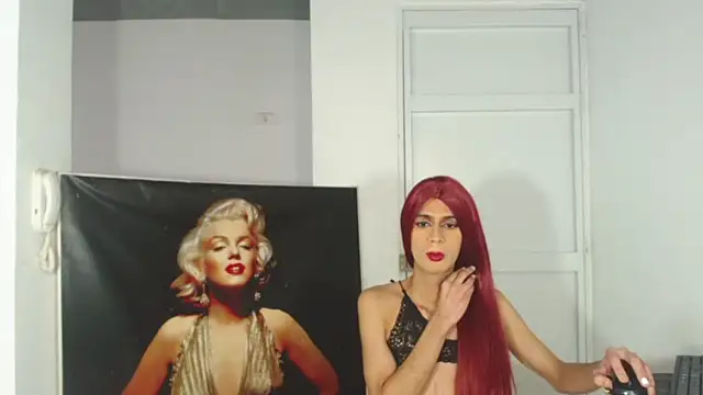 Snapshot of DOMINANTE_KLOE_ chatting on January 28, 2025, 12:22 pm DOMINANTE KLOE online show from January 28, 2025, 12:22 pm