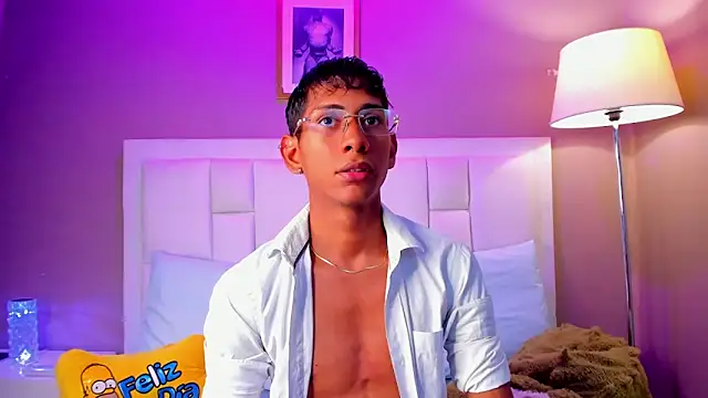 Nick Collins18 online show from February 25, 2026, 11:59 pm