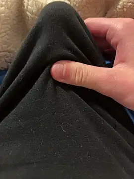 paolone79037 online show from February 25, 2026, 5:13 pm