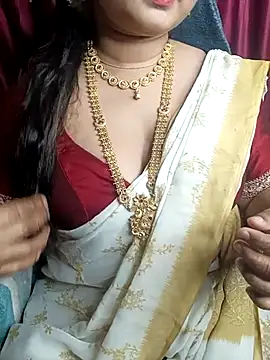 Snapshot of _YOUR_DREAM_FANTASY_ chatting on February 21, 2026, 10:06 am YOUR DREAM FANTASY online show from February 21, 2026, 10:06 am