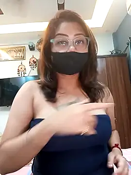 Snapshot of Cute-mona chatting on November 9, 2025, 10:41 am Cute-mona online show from November 9, 2025, 10:41 am