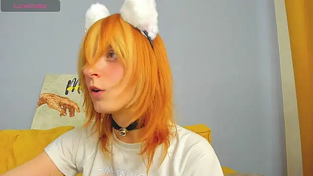 Snapshot of Little_Chips chatting on March 19, 2025, 8:45 am Little Chips online show from March 19, 2025, 8:45 am