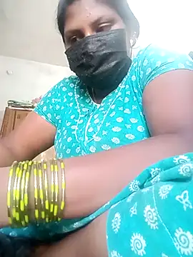 kavinila20 online show from March 3, 2025, 6:42 am