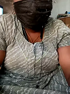 kavinila20 online show from January 31, 2025, 6:35 am