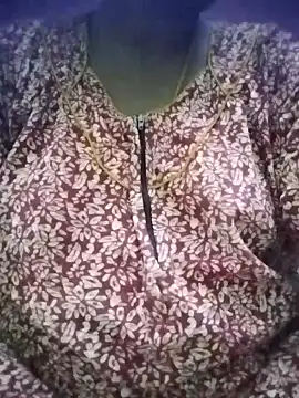 kavinila20 online show from December 15, 2025, 7:09 pm