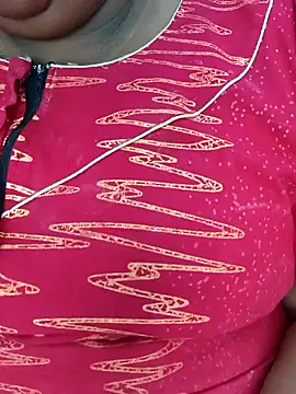 kavinila20 online show from September 24, 2025, 11:06 am