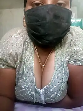 kavinila20 online show from March 10, 2025, 7:33 am