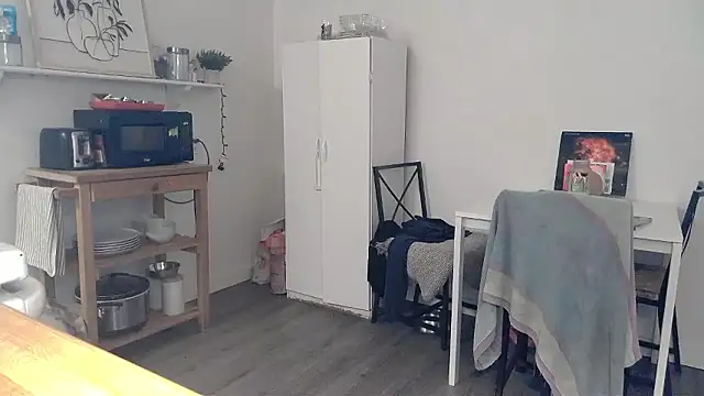 Kittyymaze1 online show from January 13, 2026, 12:42 pm