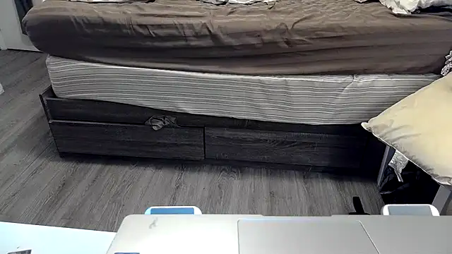 Snapshot of Kittyymaze1 chatting on April 14, 2026, 11:48 am Kittyymaze1 online show from April 14, 2026, 11:48 am