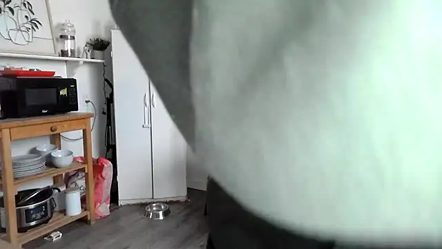 Kittyymaze1 online show from February 19, 2026, 12:46 pm