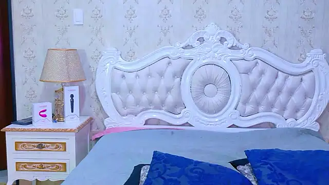 TiaraRosse online show from January 16, 2026, 12:09 pm