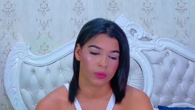 TiaraRosse online show from October 9, 2025, 4:57 am