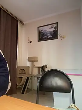 Snapshot of LushLuna chatting on May 17, 2026, 10:48 am LushLuna online show from May 17, 2026, 10:48 am