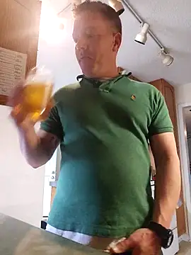 Bigtater1999 online show from March 5, 2026, 9:54 pm