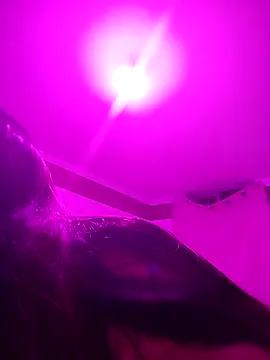 Snapshot of 11-Lilith chatting on December 10, 2024, 1:11 am 11-Lilith online show from December 10, 2024, 1:11 am