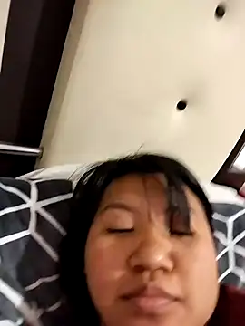 Snapshot of 11-Lilith chatting on December 13, 2024, 5:05 am 11-Lilith online show from December 13, 2024, 5:05 am