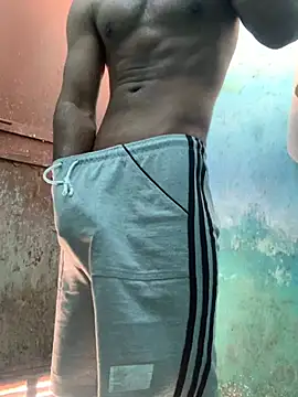 Snapshot of Vampire_xoxo chatting on February 14, 2025, 7:17 am Vampire xoxo online show from February 14, 2025, 7:17 am