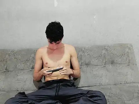 anjel cute18 online show from September 29, 2025, 2:01 pm