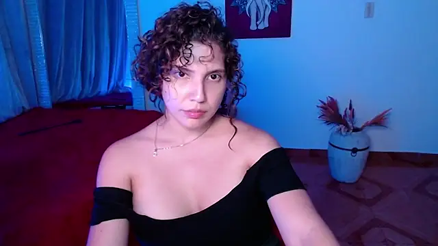 Snapshot of Sigrid- chatting on March 11, 2025, 3:36 am Sigrid- online show from March 11, 2025, 3:36 am