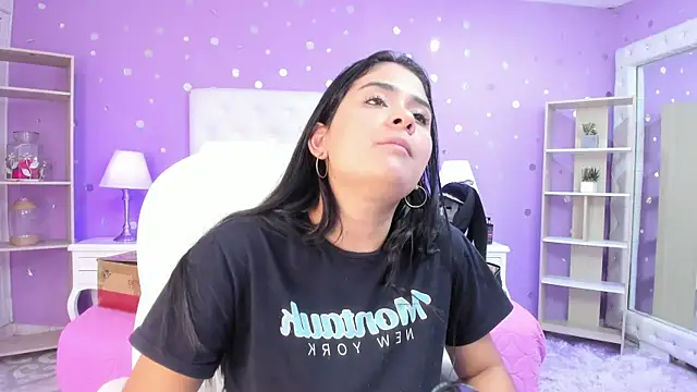 Snapshot of scarlette_15_ chatting on January 9, 2026, 3:13 am scarlette 15 online show from January 9, 2026, 3:13 am