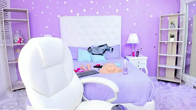 Snapshot of scarlette_15_ chatting on January 6, 2026, 3:10 am scarlette 15 online show from January 6, 2026, 3:10 am