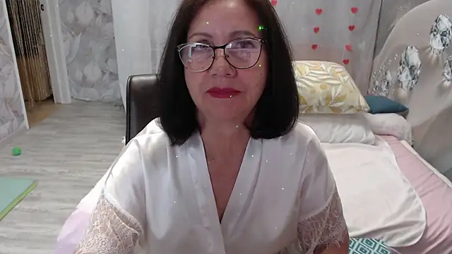 OlgaHottie online show from July 5, 2026, 11:33 pm