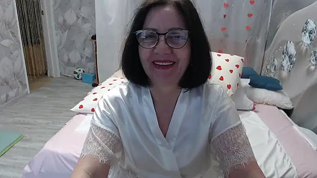 Snapshot of OlgaHottie chatting on May 3, 2026, 11:41 pm OlgaHottie online show from May 3, 2026, 11:41 pm