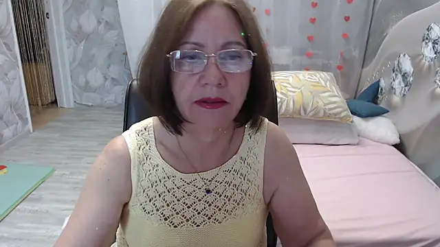 OlgaHottie online show from July 27, 2026, 11:45 pm