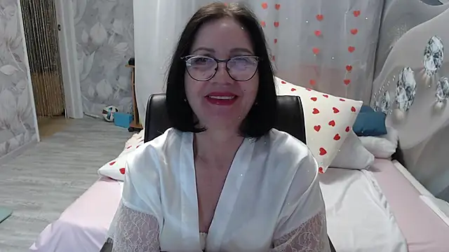 Snapshot of OlgaHottie chatting on May 2, 2026, 11:32 pm OlgaHottie online show from May 2, 2026, 11:32 pm