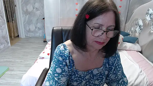 OlgaHottie online show from June 14, 2026, 2:24 am