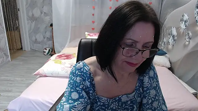Snapshot of OlgaHottie chatting on April 24, 2026, 11:29 pm OlgaHottie online show from April 24, 2026, 11:29 pm
