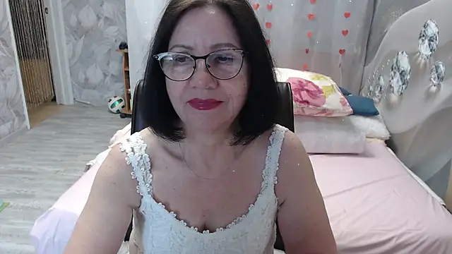 Snapshot of OlgaHottie chatting on April 26, 2026, 11:46 pm OlgaHottie online show from April 26, 2026, 11:46 pm
