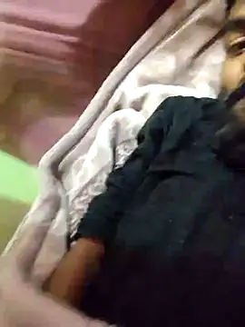 Snapshot of scoozeme chatting on January 18, 2025, 12:46 am scoozeme online show from January 18, 2025, 12:46 am