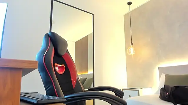 Snapshot of alma_fenix chatting on November 26, 2025, 12:49 pm alma fenix online show from November 26, 2025, 12:49 pm