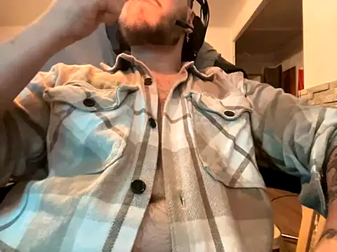 bananahot31 online show from October 19, 2025, 2:25 am