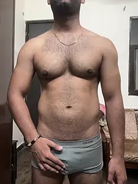 Snapshot of John_desihunk chatting on August 8, 2026, 10:11 am John desihunk online show from August 8, 2026, 10:11 am