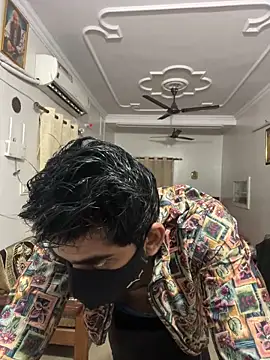 John desihunk online show from December 17, 2024, 12:43 pm