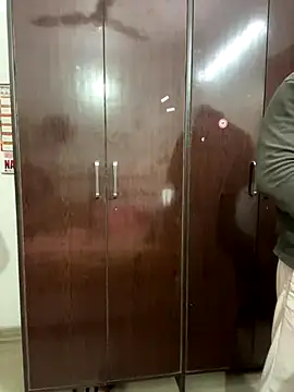 John desihunk online show from December 19, 2025, 5:37 pm