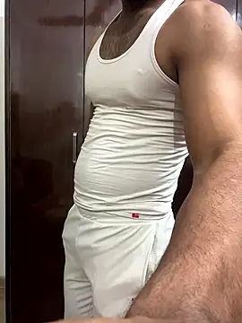 John desihunk online show from December 6, 2024, 6:22 pm