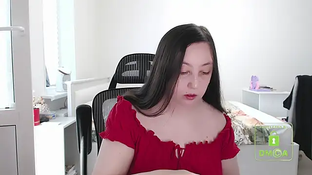 cute and hot online show from October 9, 2025, 9:43 am