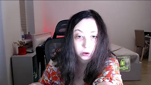 cute and hot online show from November 29, 2025, 3:23 pm