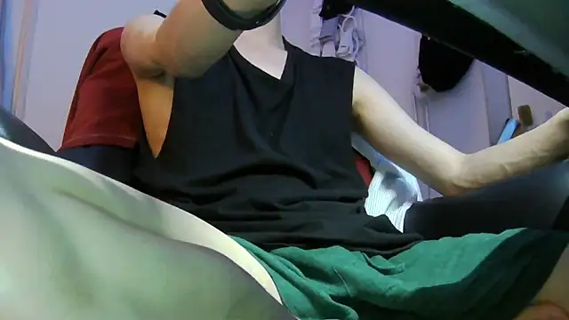 Ray175oo online show from February 28, 2026, 5:23 pm