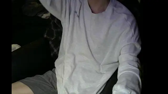 Snapshot of Ray175oo chatting on March 5, 2025, 4:35 pm Ray175oo online show from March 5, 2025, 4:35 pm