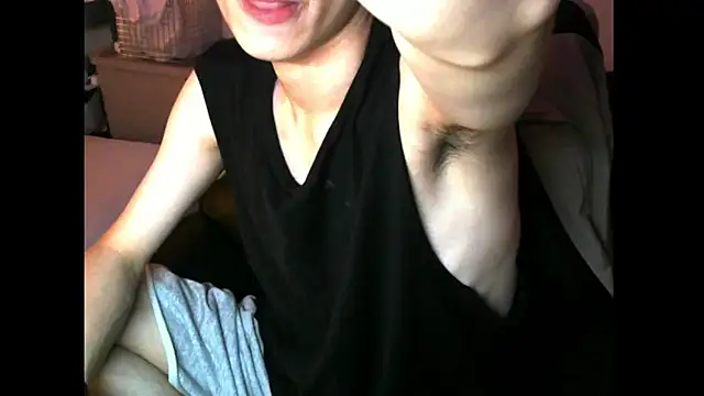 Snapshot of Ray175oo chatting on September 26, 2025, 4:47 pm Ray175oo online show from September 26, 2025, 4:47 pm