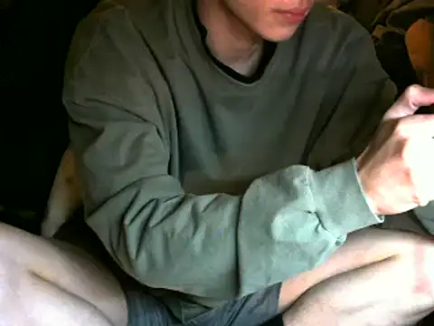 Snapshot of Ray175oo chatting on December 14, 2024, 4:30 pm Ray175oo online show from December 14, 2024, 4:30 pm