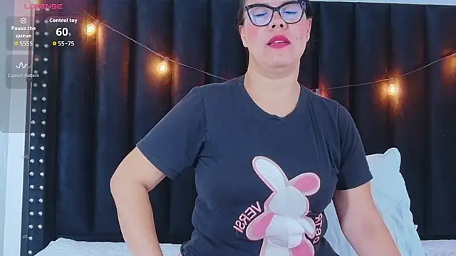 Snapshot of hotlatinateacher chatting on October 12, 2025, 11:55 am hotlatinateacher online show from October 12, 2025, 11:55 am