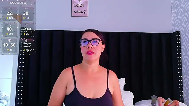 Snapshot of hotlatinateacher chatting on April 5, 2026, 11:39 am hotlatinateacher online show from April 5, 2026, 11:39 am